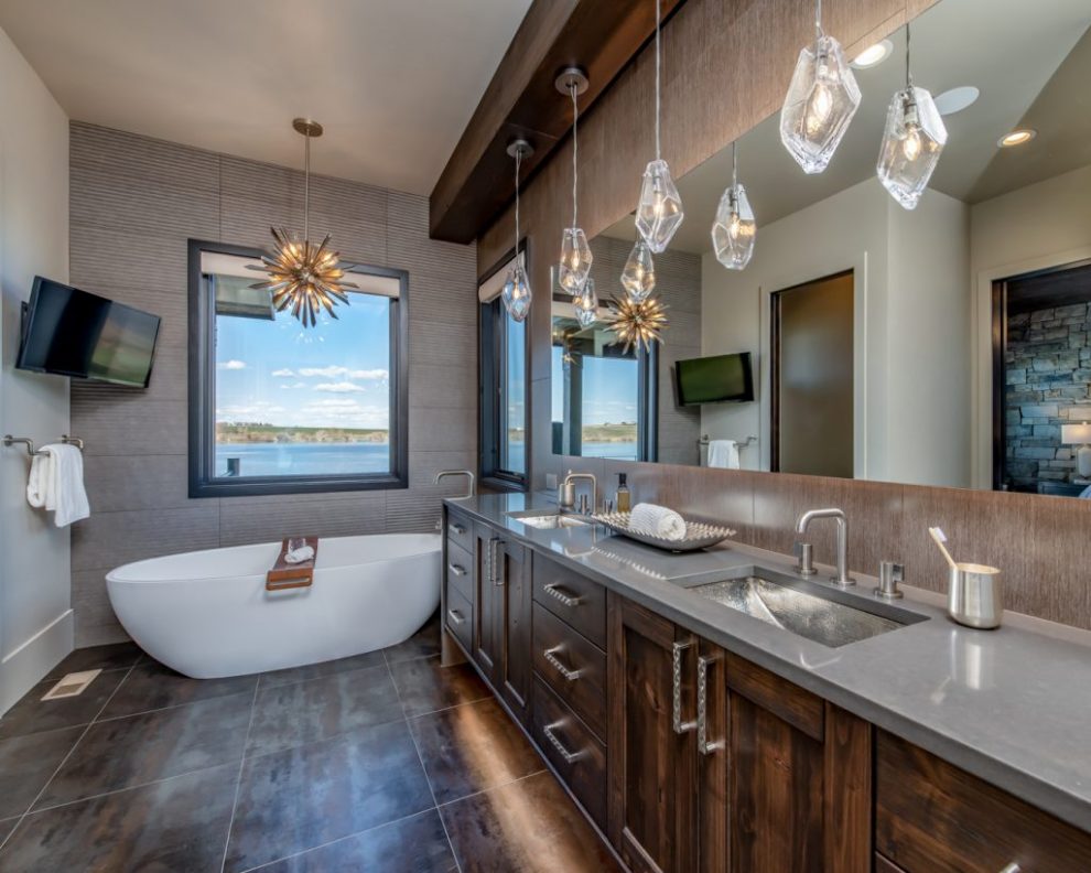 5 Must-Have Custom Bathroom Features | NoCO Custom Homes